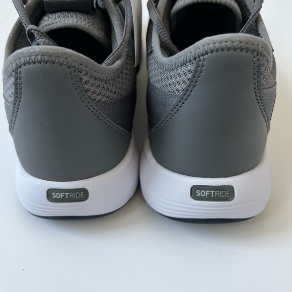 Puma Men's Gray sneakers - Picture 6 of 7